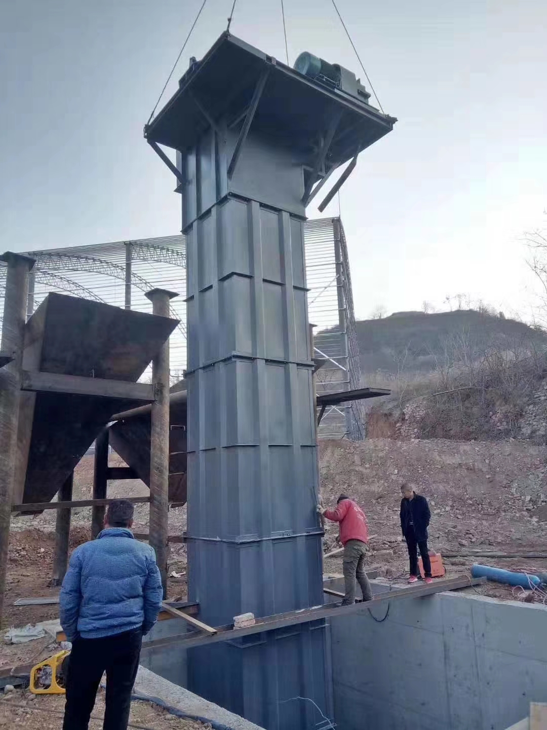 上下提升機(jī)